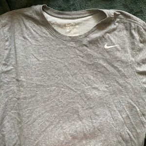 gray nike tshirt